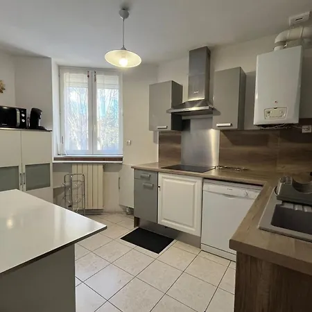 Spacious Cocoon In Apartmán Narbonne
